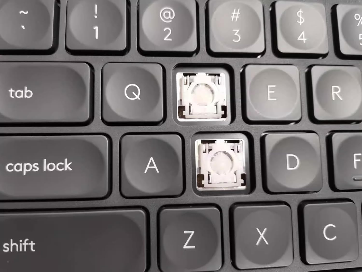 Amazon.co.jp: Logitechキーボードクラフト用シングルキーキャップ/MX